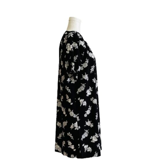 Loft Outlet Dress Black White Floral Ruffled Short Sleeve Button Front Size SP - Picture 4 of 12